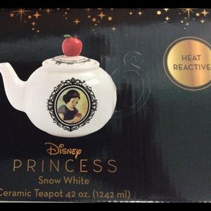 COPY - Disney Snow White tea pot